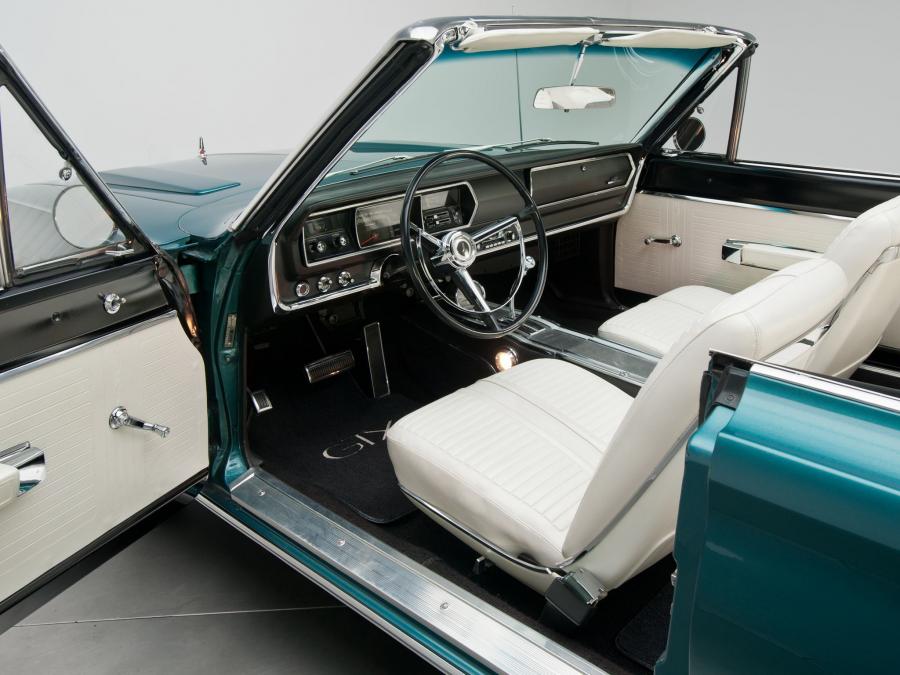  Plymouth Belvedere GTX 440 Convertible 1967 года  (фото 6 из 12)